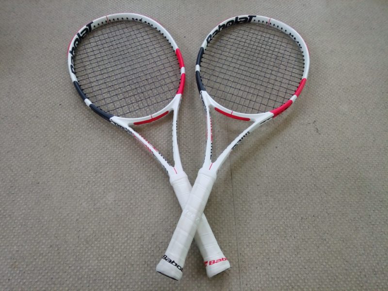 同じラケットの２本持ちがいい メリットとデメリットは ほっとテニス