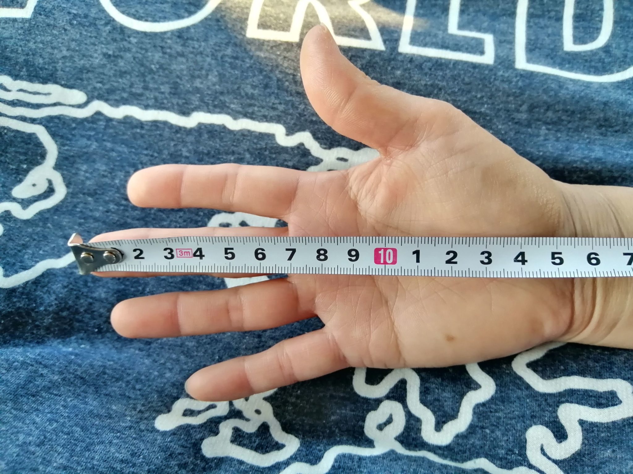 グリップのサイズどうする？【テニスラケット選び方】社会人初心者向け5つのポイント ほっとテニス